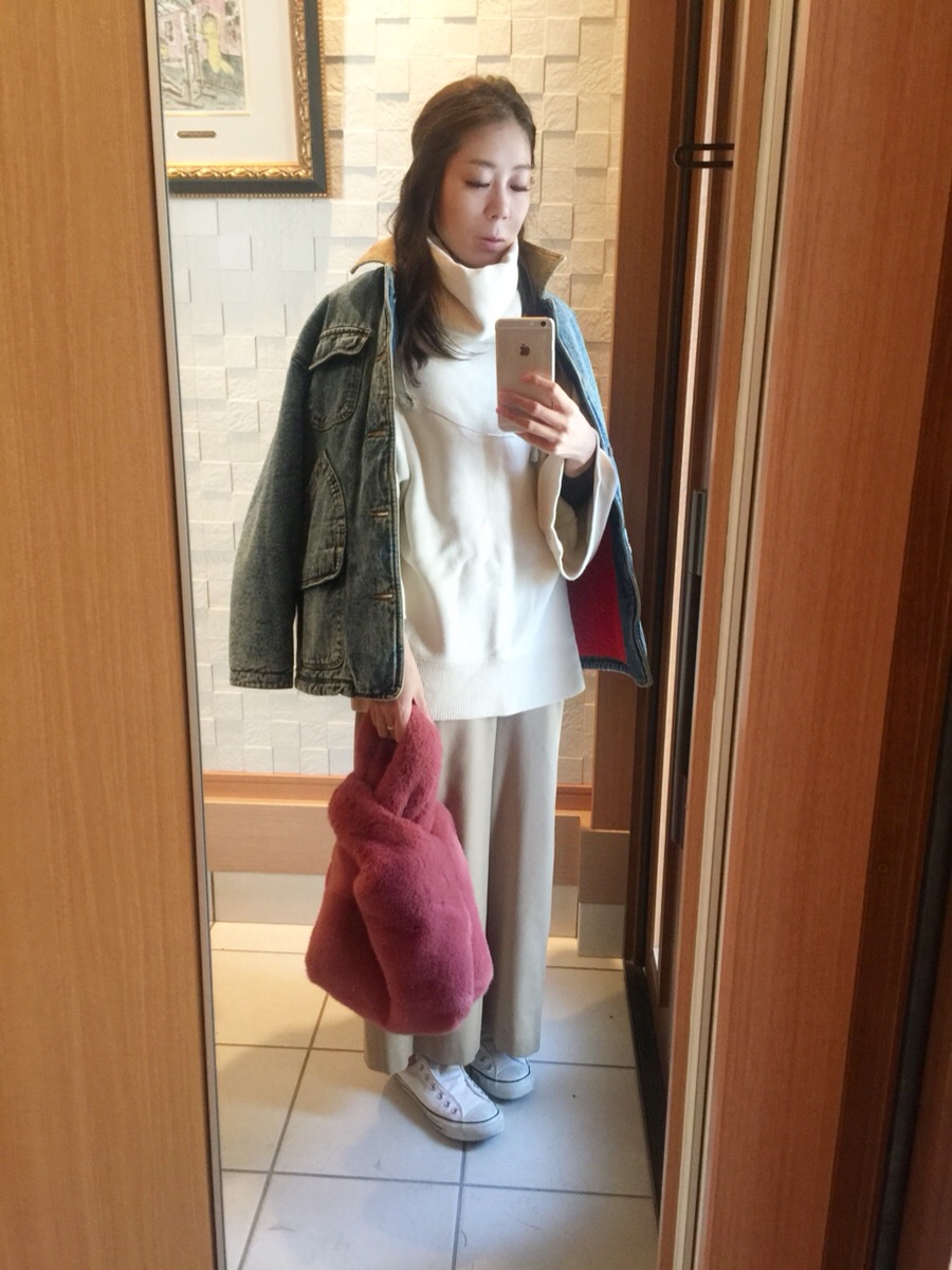スタイリストが作る顔に似合うファッション