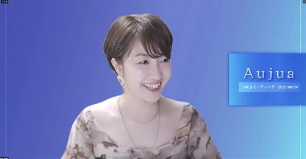 ZOOM会議前に要チェック！リモート映えする服・メイクのコツ